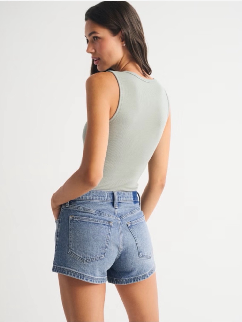 NWOT Abercrombie & Fitch Light Blue 90’s High Rise Relaxed Cutoff shorts - Picture 3 of 9